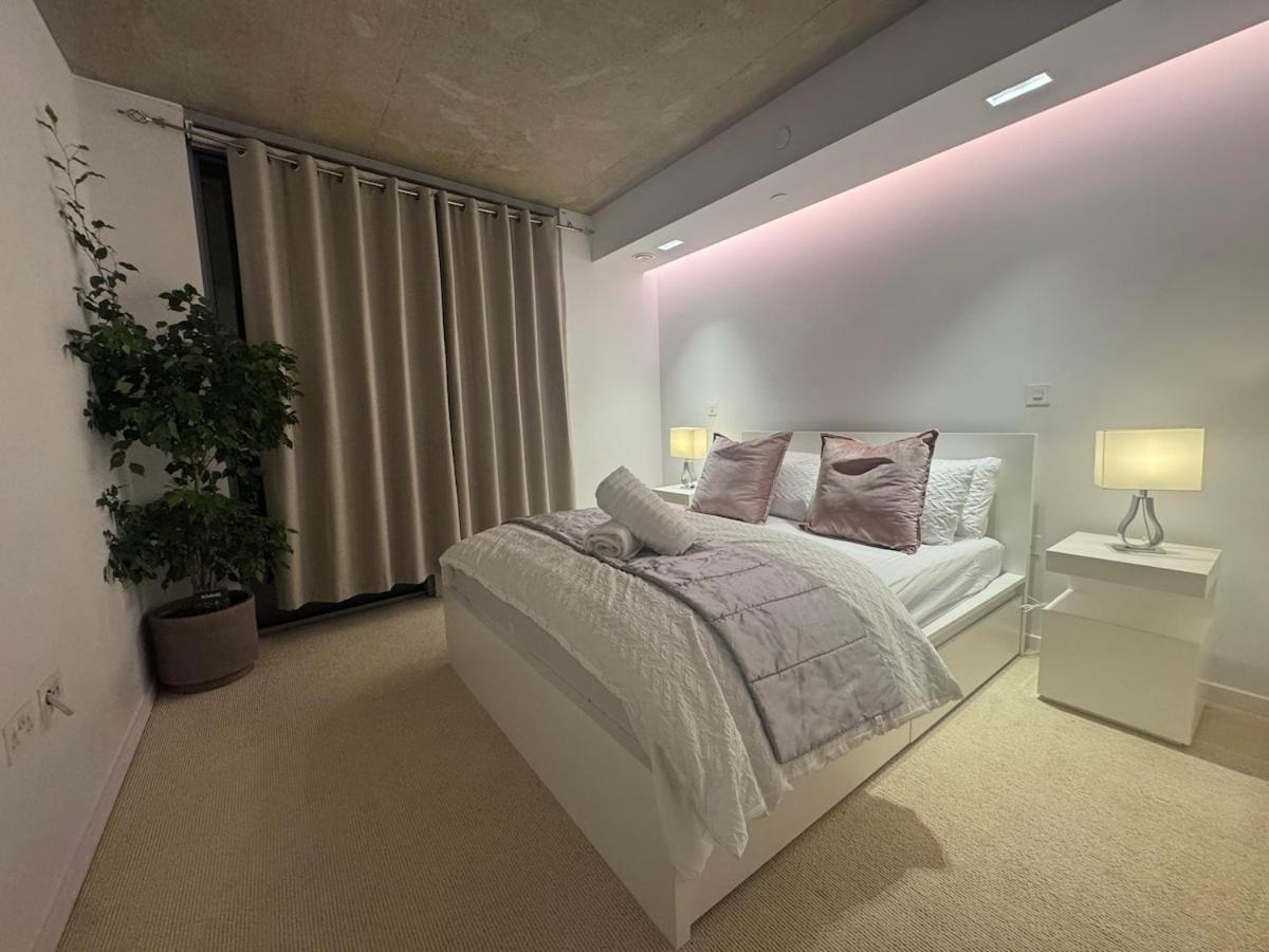 Luxury 1 Bedroom Apartment In Londyn Zewnętrze zdjęcie